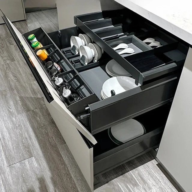ตัวจัดระเบียบตู้ครัวแบบดึงออกได้ ทำจากโลหะ ความจุขนาดใหญ่ พร้อมรางเลื่อน อุปกรณ์เสริมสำหรับห้องครัวในบ้าน 1