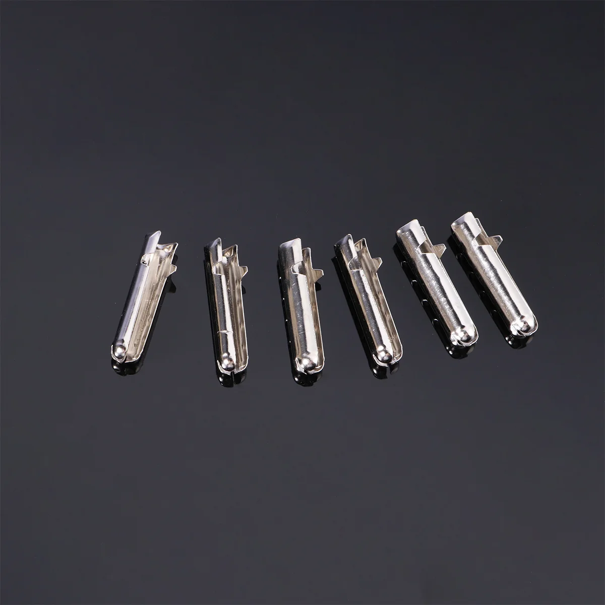 металлические шнурки для обуви