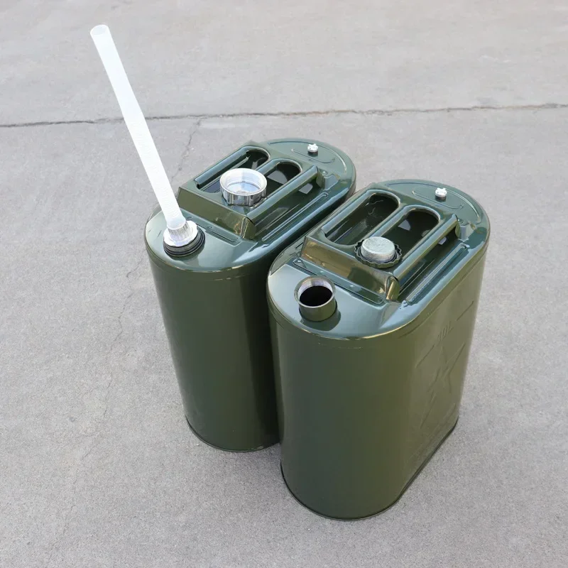 Portable gasoline tank 5L10L petrol can motorcycle fuel container car fuel tank for cars and motorcycles spare oil tank for off-road travel