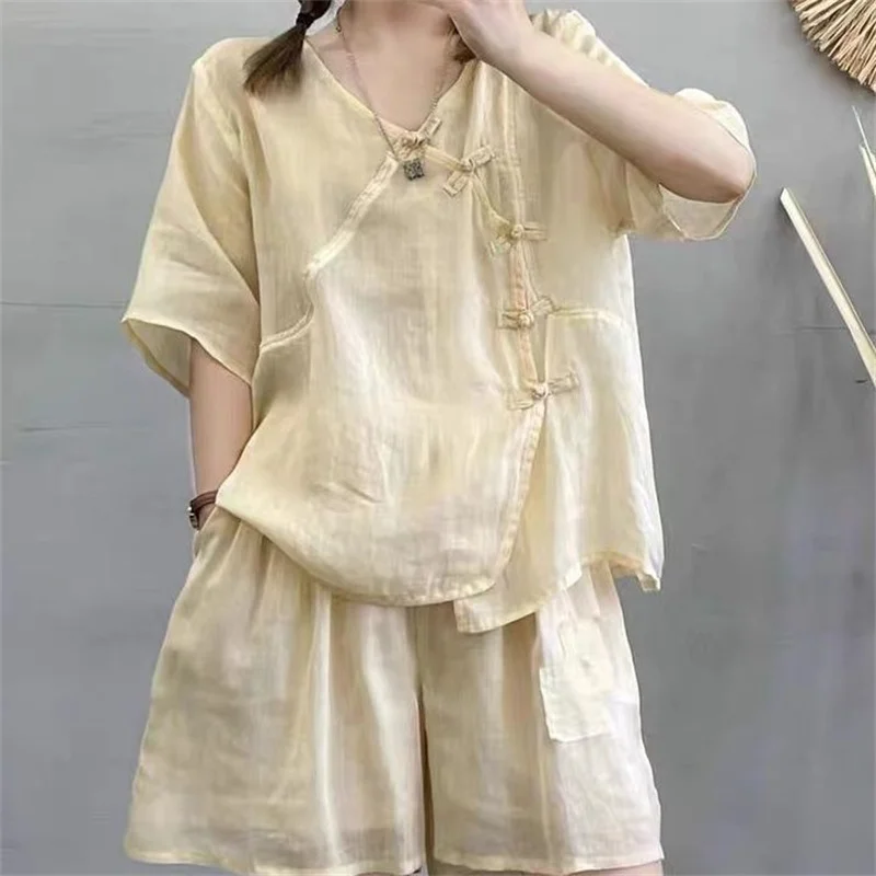 2025 Spring/Summer Set New Artistic Retro Handmade Pan Button Cotton and Hemp Top+Shorts Two Piece Set V-neck Short Sleeve Shirt