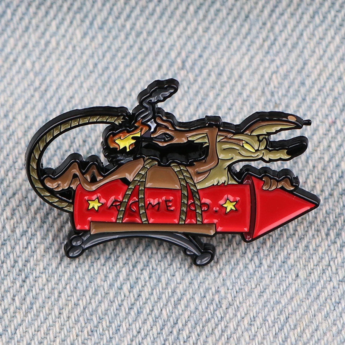 Cartoon Wolf Enamel Pin Brooches For Women Lapel Pins Badge on Backpack Costume Accessories Animal Jewelry Gifts for Friends