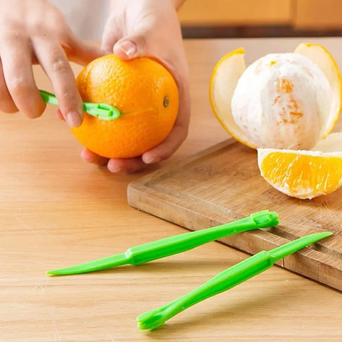 2pcs- Long plastic orange peeler Grapefruit pomegranate Orange peeler Fruit peel orange opener Multi-functional peeler