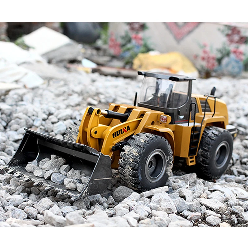 HUINA 1/14 10CH RTR 583 RC Radio Control Truck Loader Cars 2.4G TOUCAN Outdoor Toys For Boys Gift TH18062 2