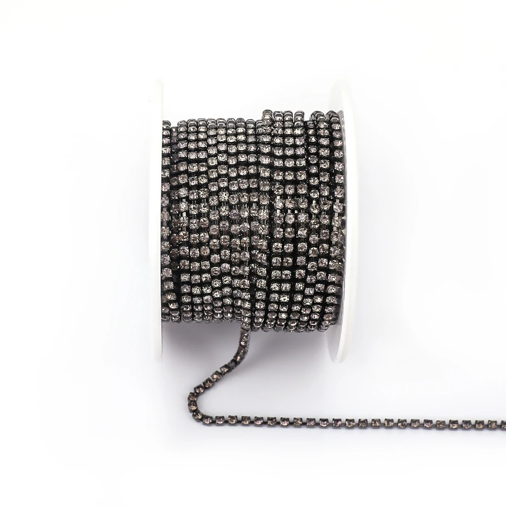 Vibrant Rhinestone Cup Chain with Colorful Base