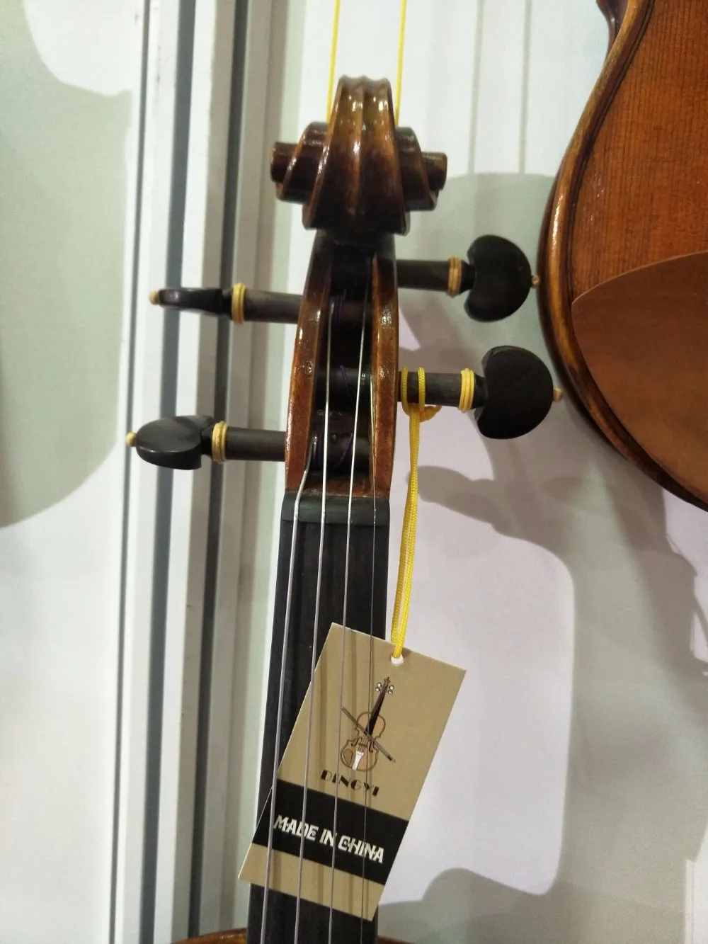 hand made Nice violin. maple back violin+bow +rectangular case+rosin
