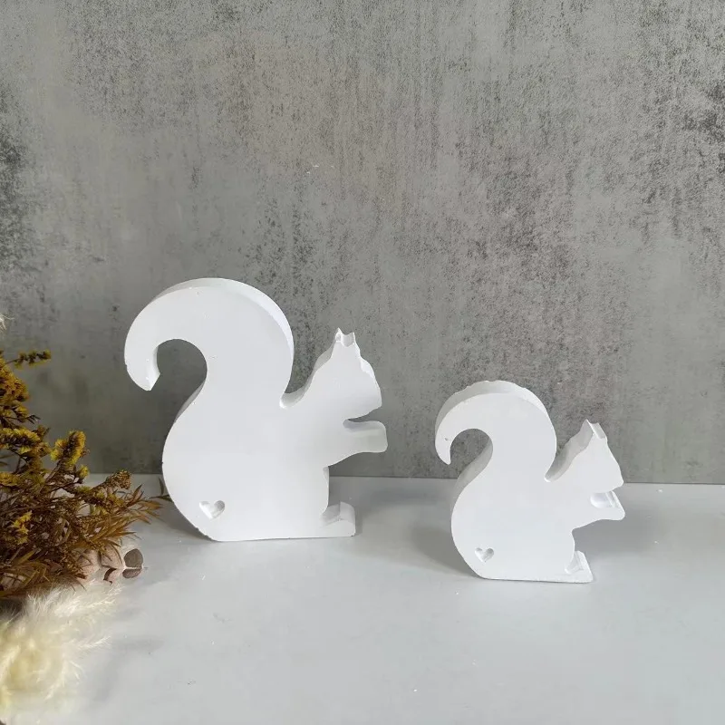 3D DIY Cute Squirrel Silicone Candle Mold Animal Squirrel Soy Wax Silicone Mould Animals Gypsum Resin Mould Home Decor
