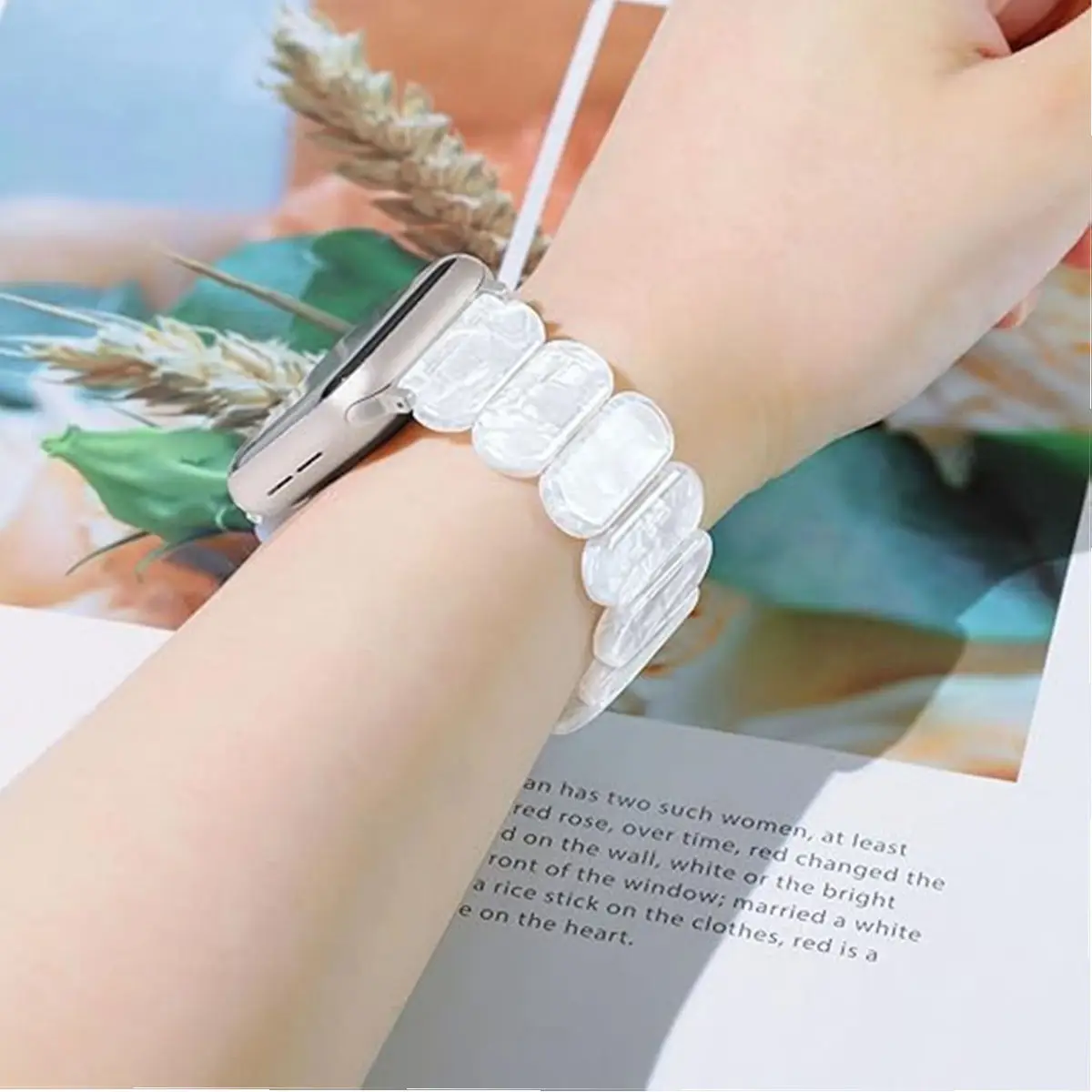 Elegant Resin Bracelet Band - Premium Sport Strap Accessory