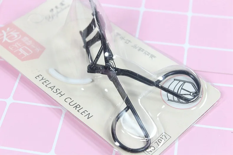 3D Eyelash Curler Image 7