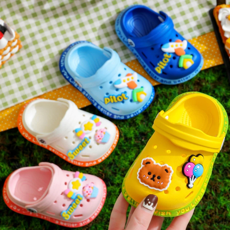 

Slippers Boys Girls Summer Kids Children's Hole Shoes Infant Indoor Slippers Non-Slip Beach Sandals Toddler Home Shoes Baby