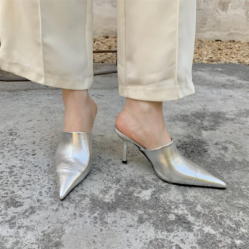 2024 New Summer Fashion Silver Women Slippers Thin Low Heels Female Pointed Toe Design Slip On Summer Ladies Mules Slides Shoes