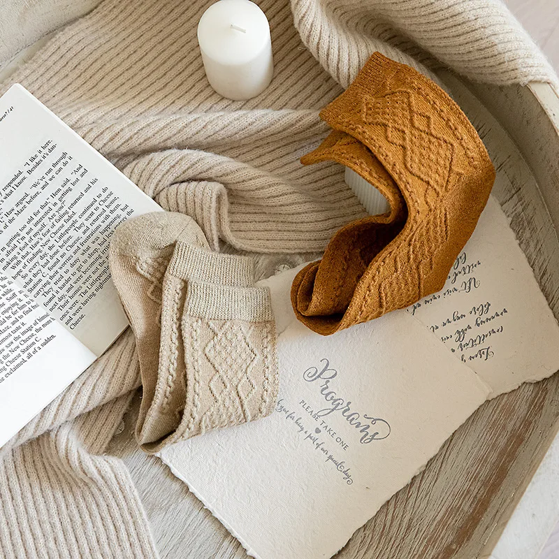 Description Picture 6 of itemWinter Cashmere Wool Woman Socks Solid Japanese Style Harajuku Retro Long Socks Women Girls Thermal Vintage Streetwear Crew Sock