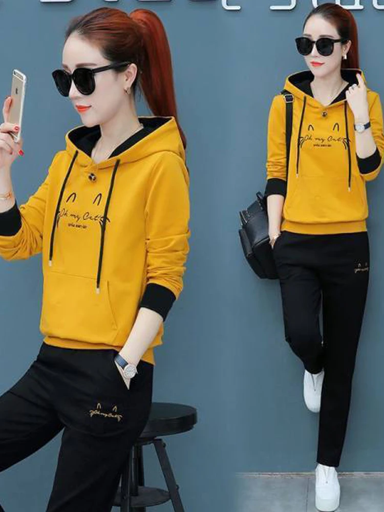 920 Yellow suit