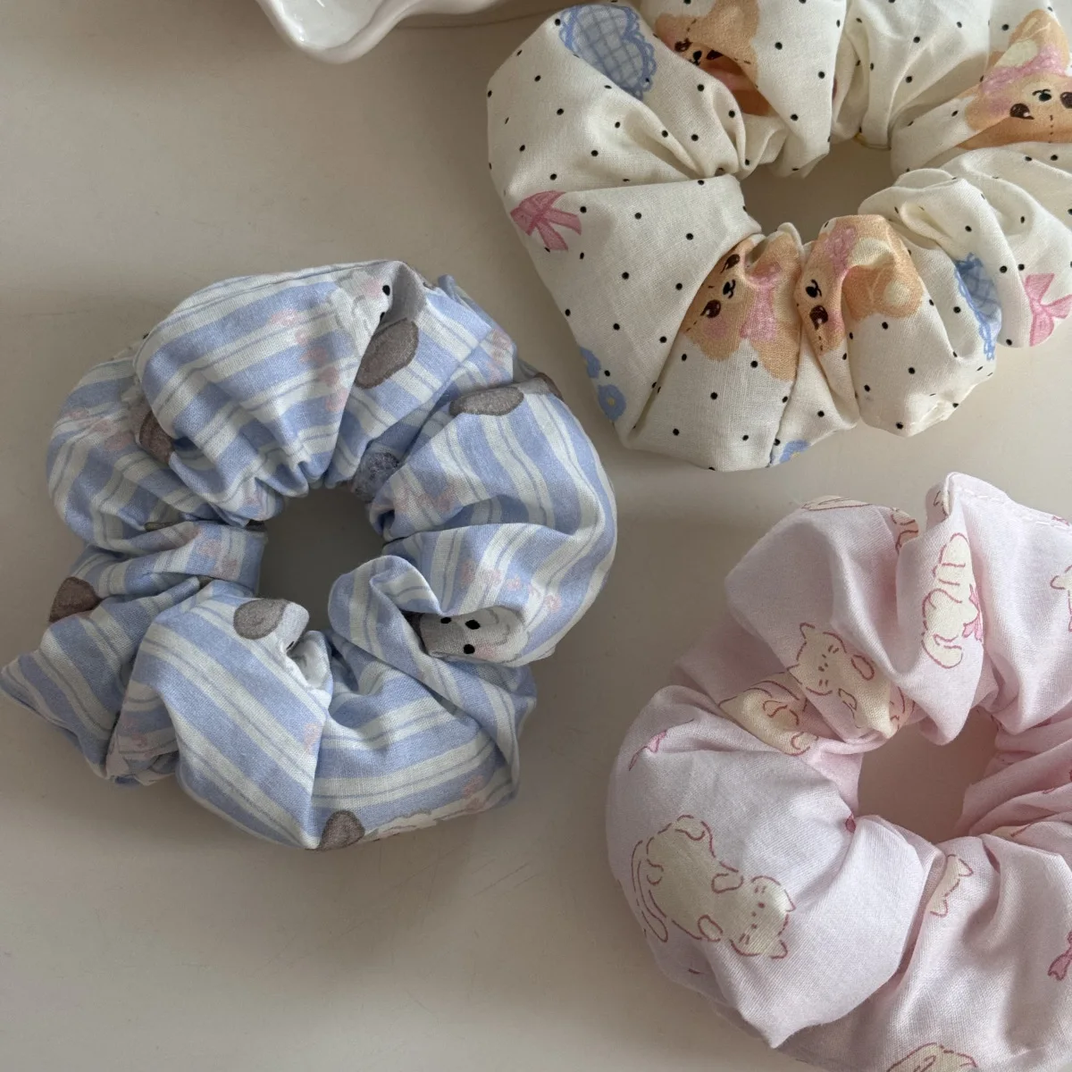 Cute Animal-Themed Hairband with Bubble Design