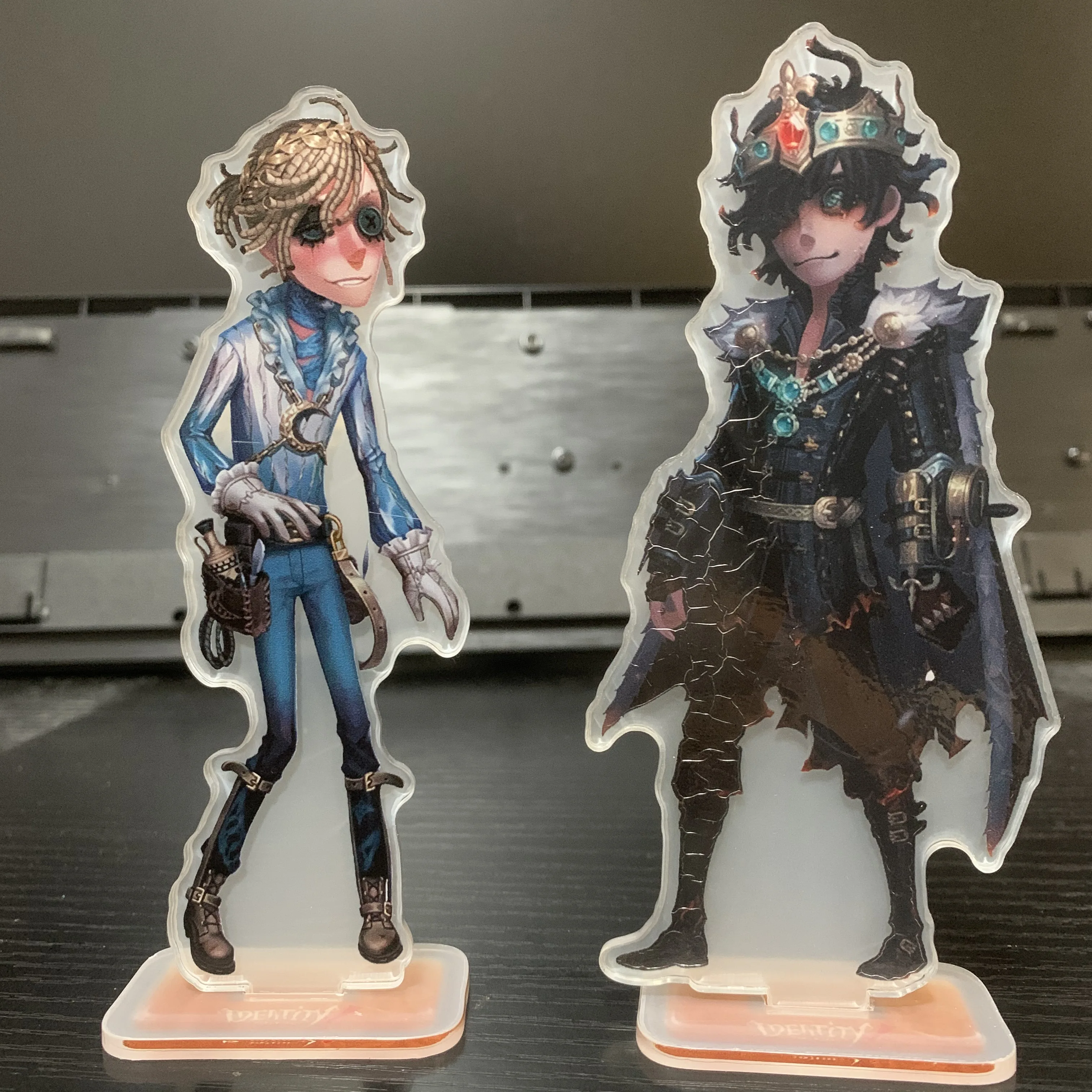 Identity Ⅴ Anime Figures Luca Balsa Joseph Desulniers Andrew Kress Cosplay Supporto Acrilico Modello Piatto Desk Decor Standing Sign