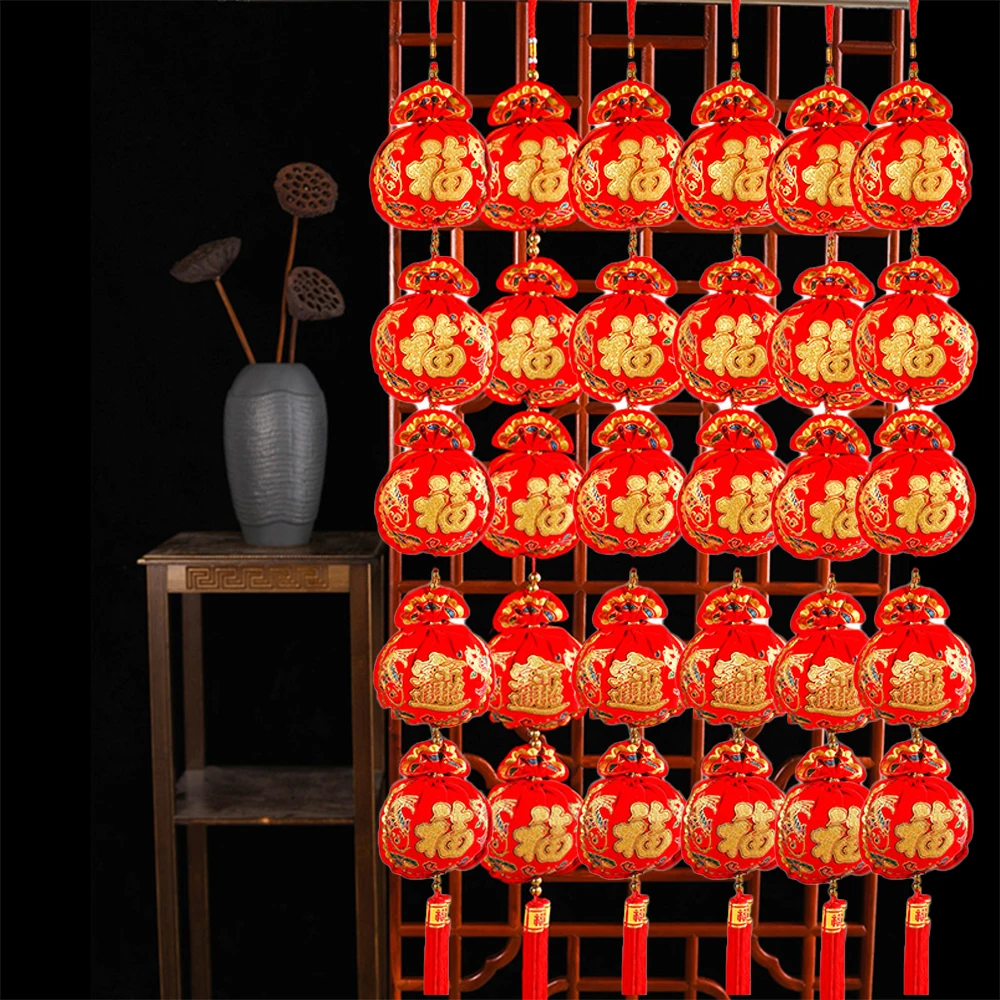PRETYZOOM 1 Paire De Pendentifs En Feutre Pour Nouvel An Chinois - Décoration De Porte, Printemps, Festival - Motif Bœuf
