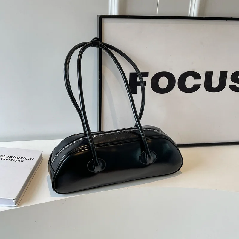 The New Large-capacity Armpit Bag with Mesh Temperament Shoulder Bag