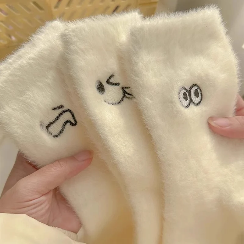 

1/3Pairs White Graffiti Mink Fleece Socks Autumn Socks Women Winter Mid-tube Socks Warm Coral Fleece Sleeping Socks Kawaii Socks