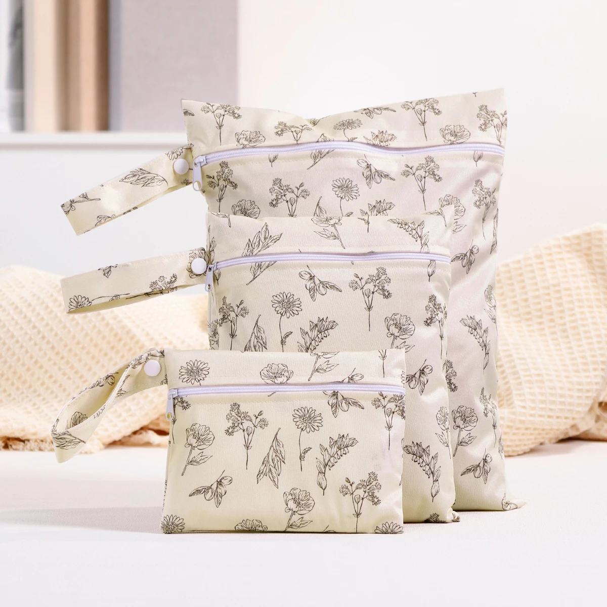 Elinfant Eco-Friendly Waterproof Wet & Dry Portable Diaper and Sanitary Storage Bag Set (3-Pack)