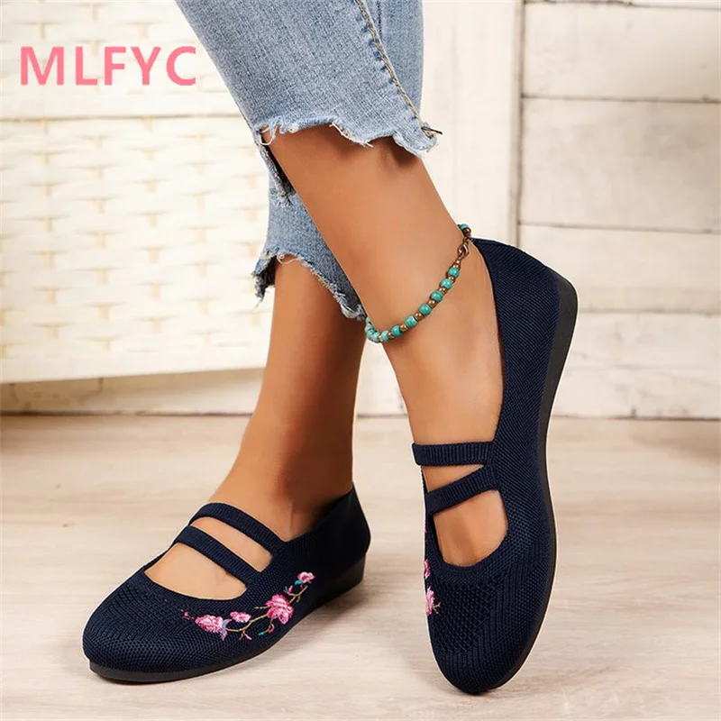 2023 Summer Women's Flat Bottom Casual Single Shoes Round Toe Ethnic Style Embroidered Roman Vintage Shoes