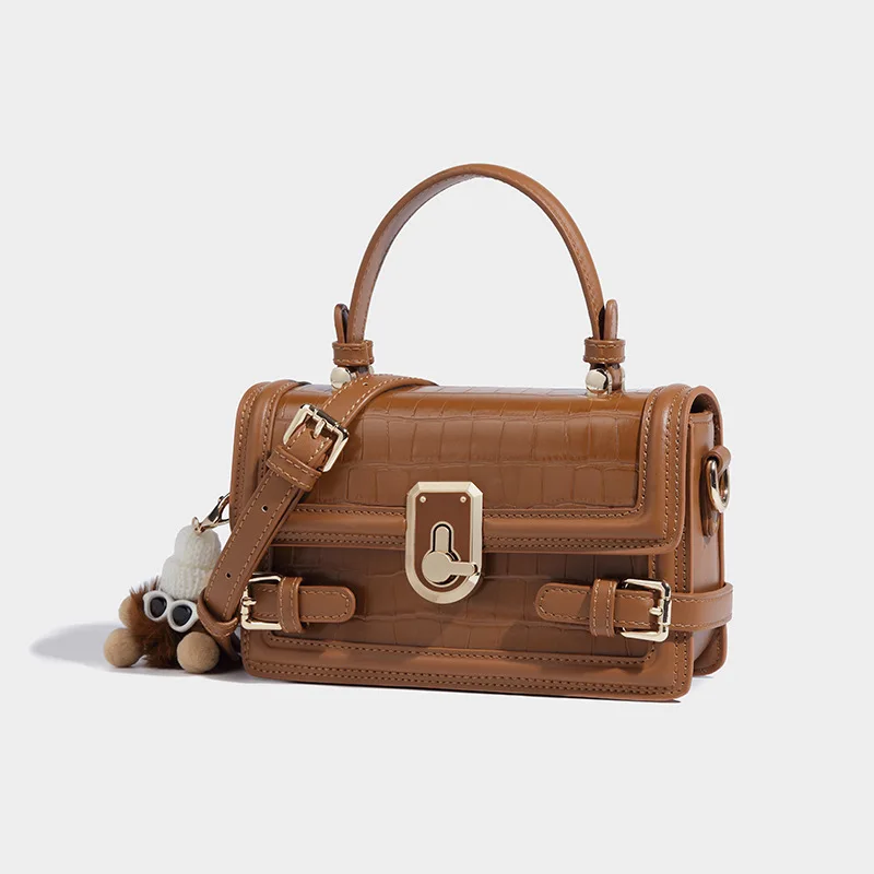 

Fashion Moonlight Treasure Box Portable Single-shoulder Oblique Straddle Small Bag for Women 2023 New Commuter Women's Bag