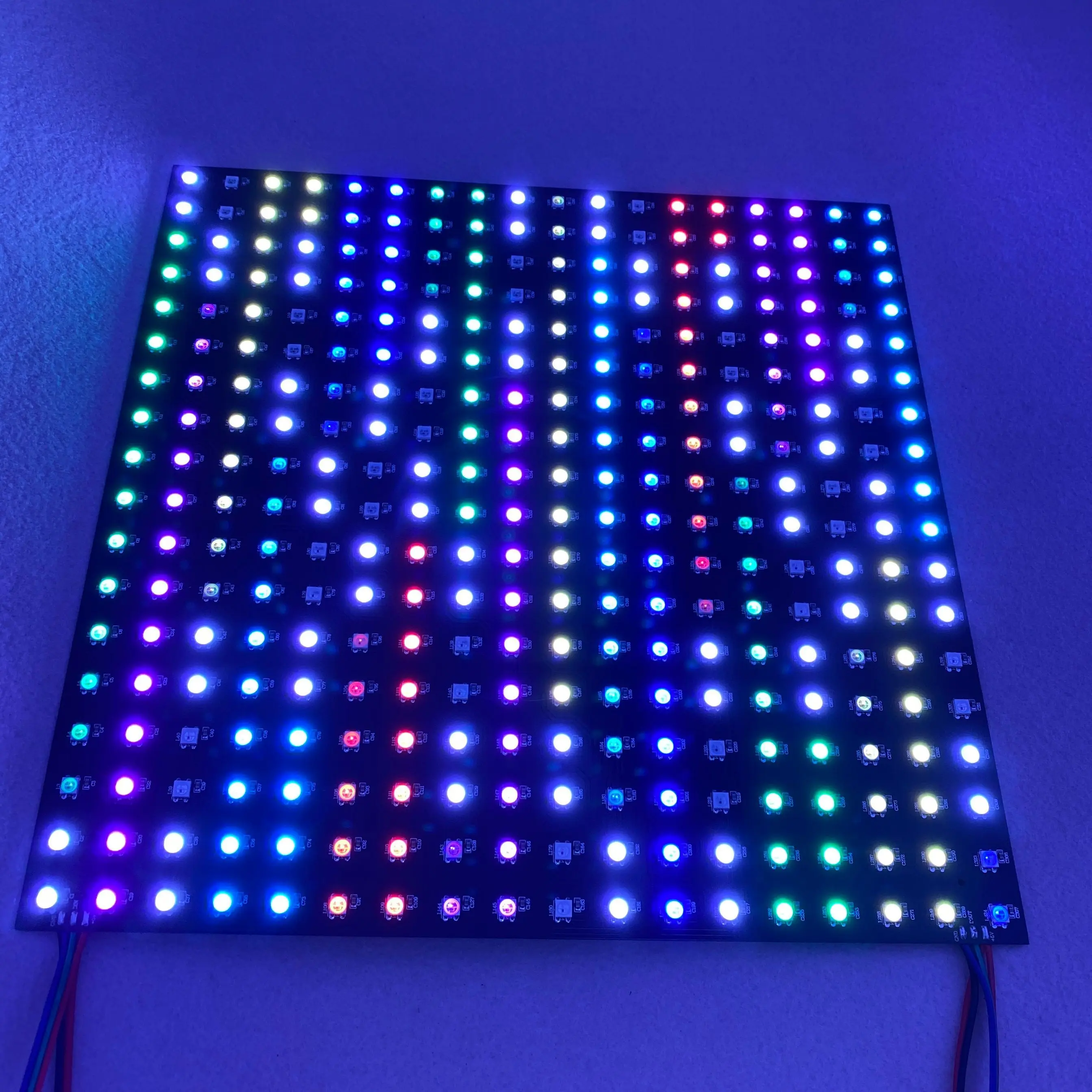 P16.6mm WS2812B 18*18픽셀 LED 디지털 리지드 패널 조명, 크기:30cm*30cm, DC5V 입력