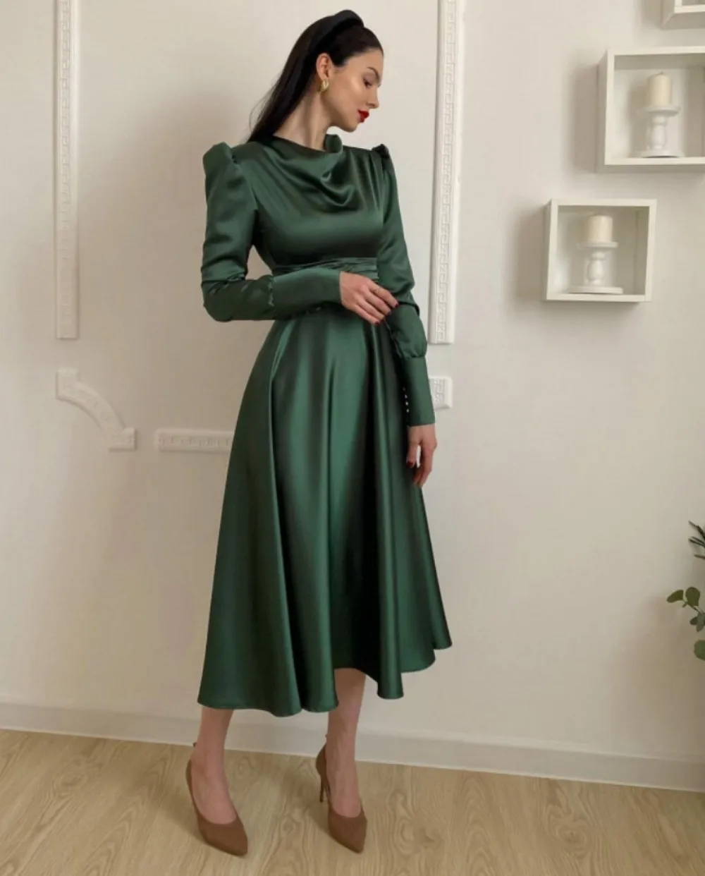 

Merida Prom Dresses 2024 Long Sleeves Cowl Neck Satin Empire A-Line Tea-Length Saudi Arabia Elegant Evening Dress Party Gown