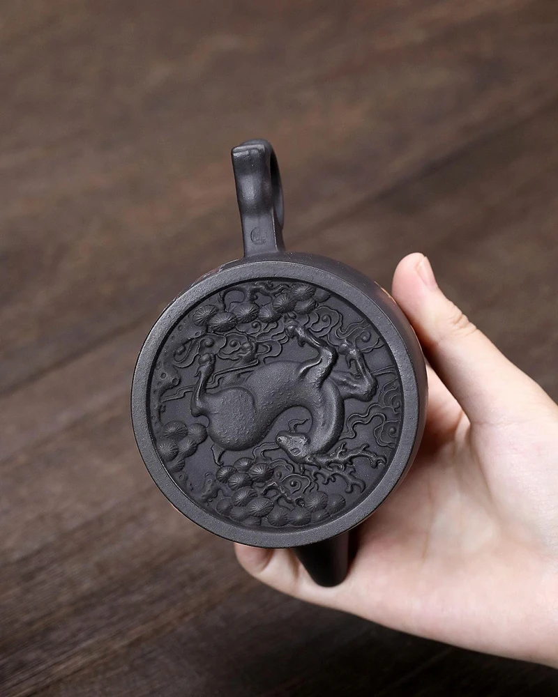 Chinese Pine Crane Patterns, Black Gold Sand From Original Mine Yixing Purply Clay Chinese Kongfu Tea Pots, Handmade, 190ml, New