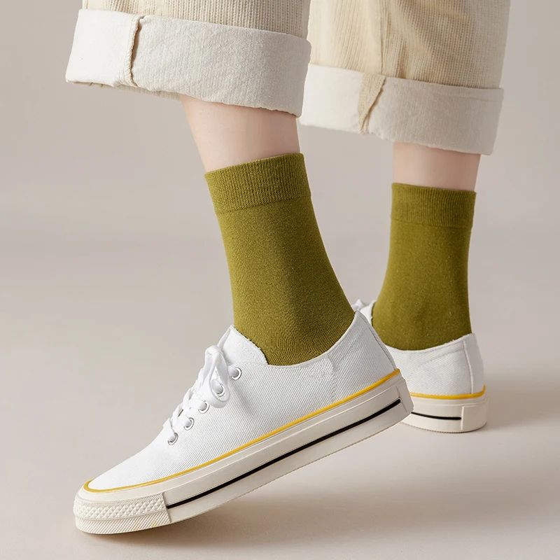 Women's Cotton Solid Color Socks Autumn Spring Soft Breathable