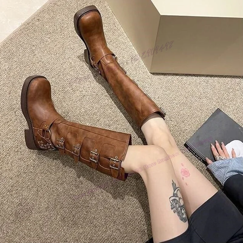 

Brown Strappy Buckle Knight's Boots Matte Leather Knee High Round Toe Shoes for Women Chunky Heel Shoes 2023 Zapatos Para Mujere