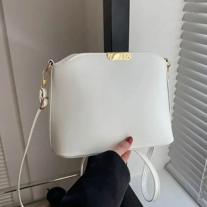 New Candy Color Women Messenger Bags Casual Shell Shoulder Crossbody Bags Fashion Handbags Ladies Party Bag