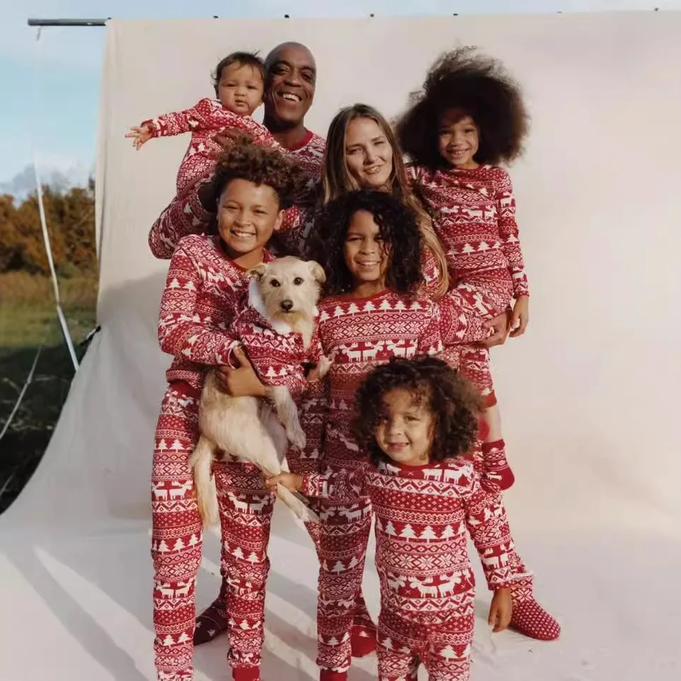 thumbnail image 5 of Conjuntos de pijamas navideños a juego para toda la familia, estampado clásico de alce rojo, ropa de dormir para adultos, papá, madre e hija, ropa para bebés, niños y niñas, 5 of 5