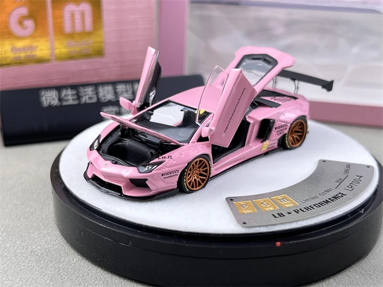 ピンクのダイキャストカー,lbwk LP700-4,pgm 1:64 - AliExpress