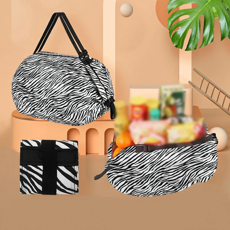 Description Picture 5 of itemPortable Supermarket Shopping Storage Bag Foldable Retractable Environmentally Friendly And Reusable Pouch Ultra-compact