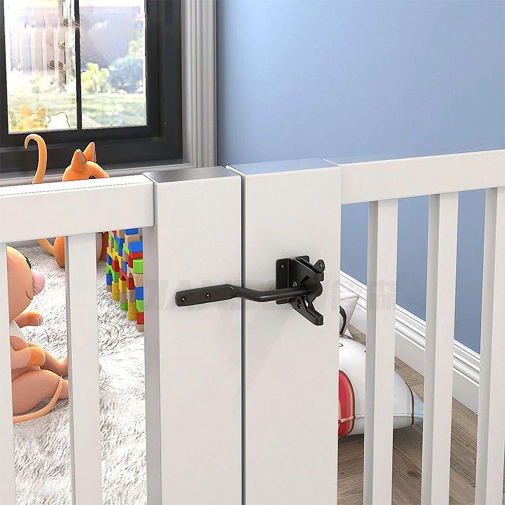 Description Picture 4 of itemAuto Gate Latch Self-Locking Gate Gravity Latch Heavy Duty Door Bolt-Lock Hasp Latch Garden Metal Wooden Fence Pasture Farm