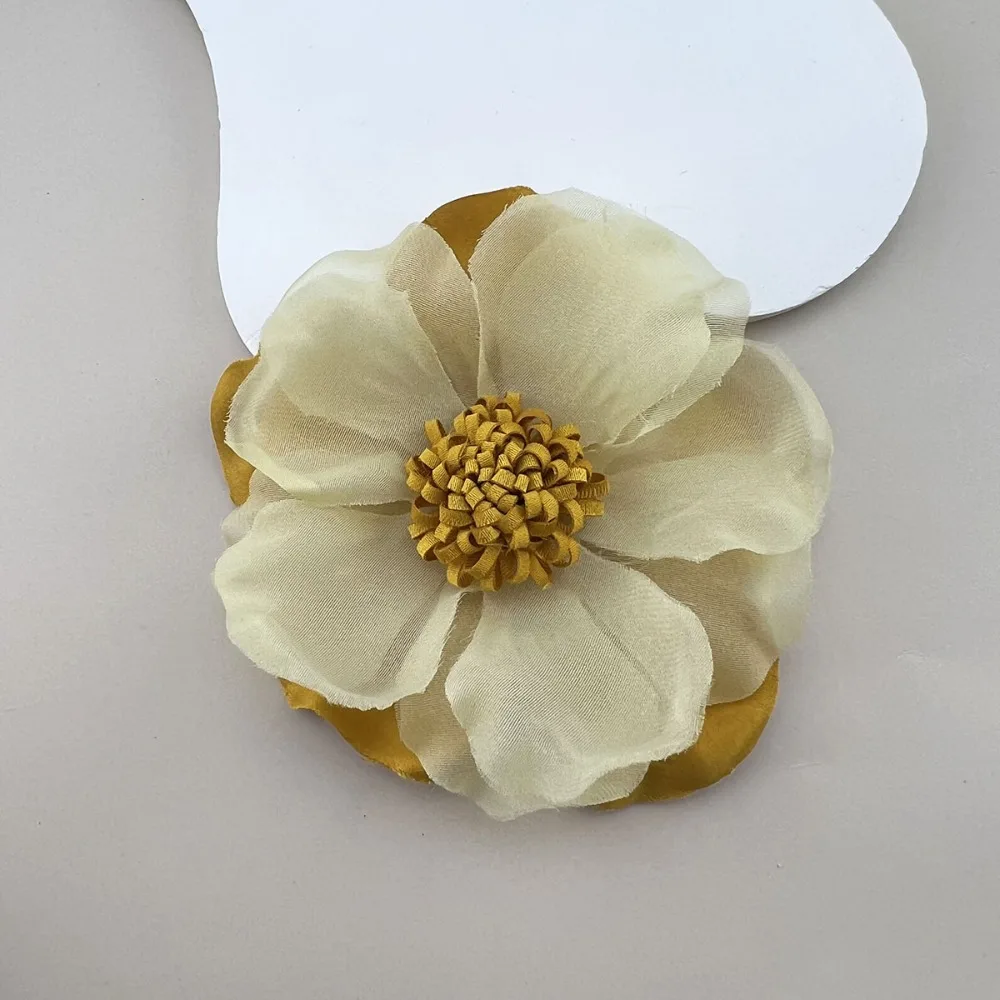 Minimalist Fabric Art Artificial Lace Brooch Camellia Sinensis Colorful Camellia Flower Brooch Flower Brooch Man