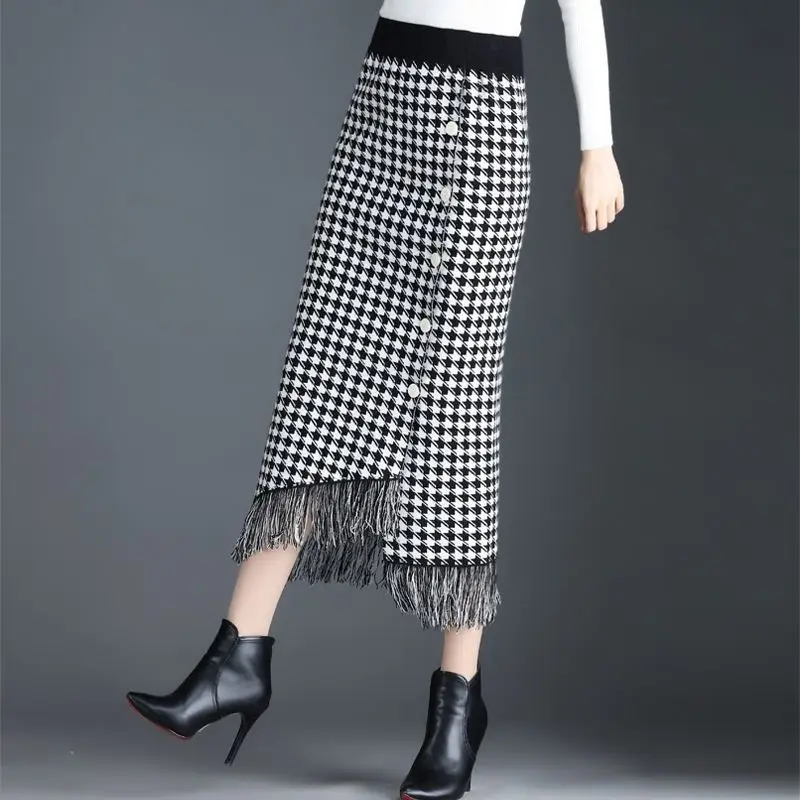 2023 Autumn and Winter Women's Elastic High Waist Patchwork Button Rivet Geometric Slim Fashion Casual Elegant Commuting Skirts