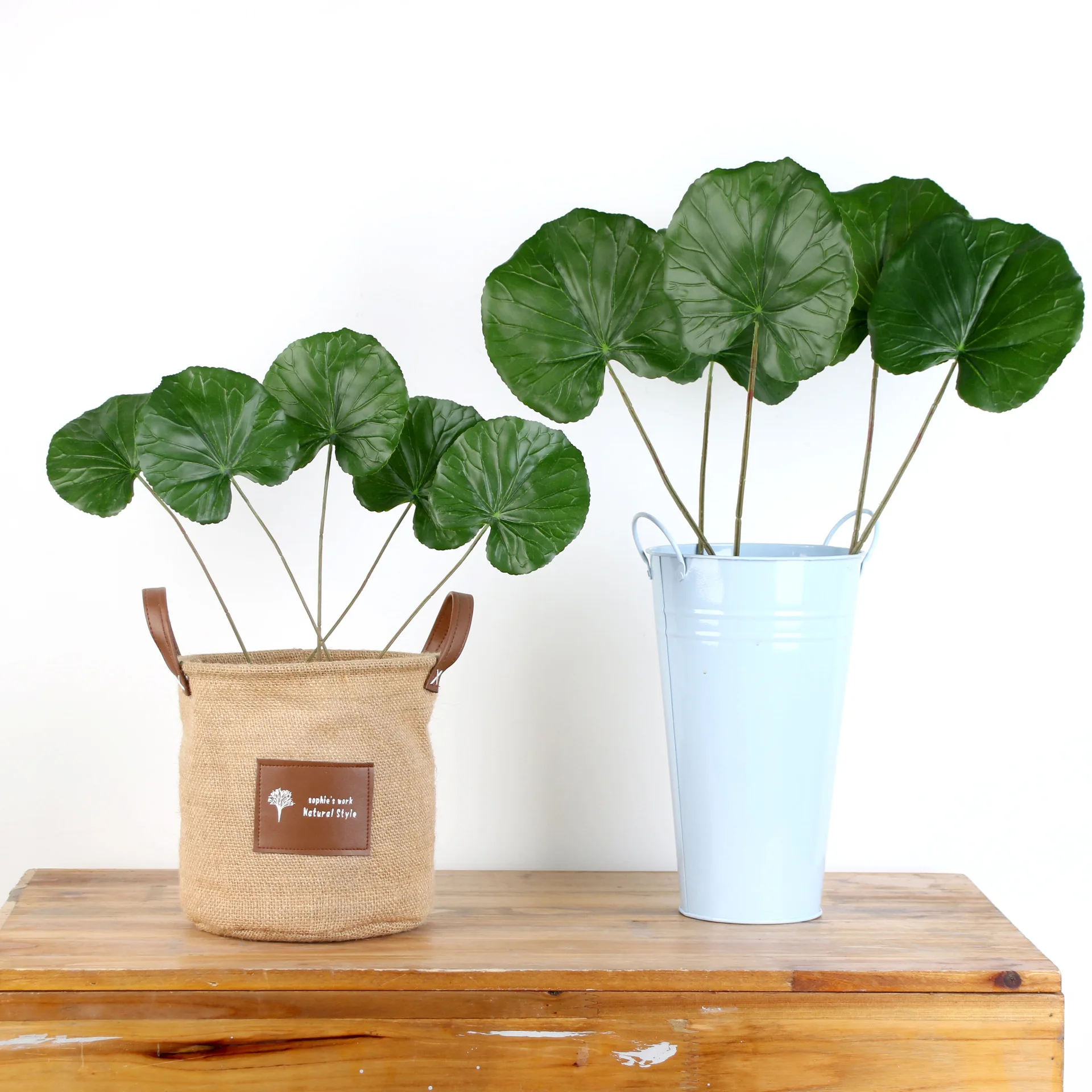 

4Pcs Film Water Lily Leaf Fake Plant Lotus Leaf Indoor Home Living Room Decoration Artificial Leaves Wedding Flower Arrangement