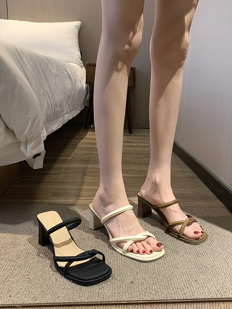 

Женские туфли и тапочки в стиле ретро, босоножки на высоком толстом каблуке, весна-лето 2024