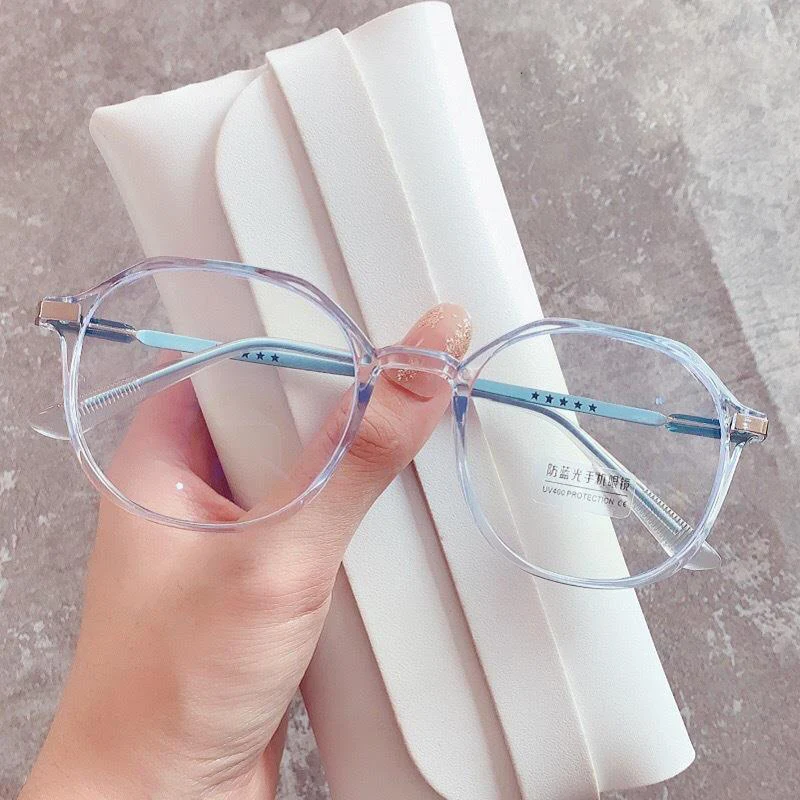 Chic Oversized Blue Light Blocking Glasses for Women – Stylish Anti-Stress Eyewear for Office and Computer Use