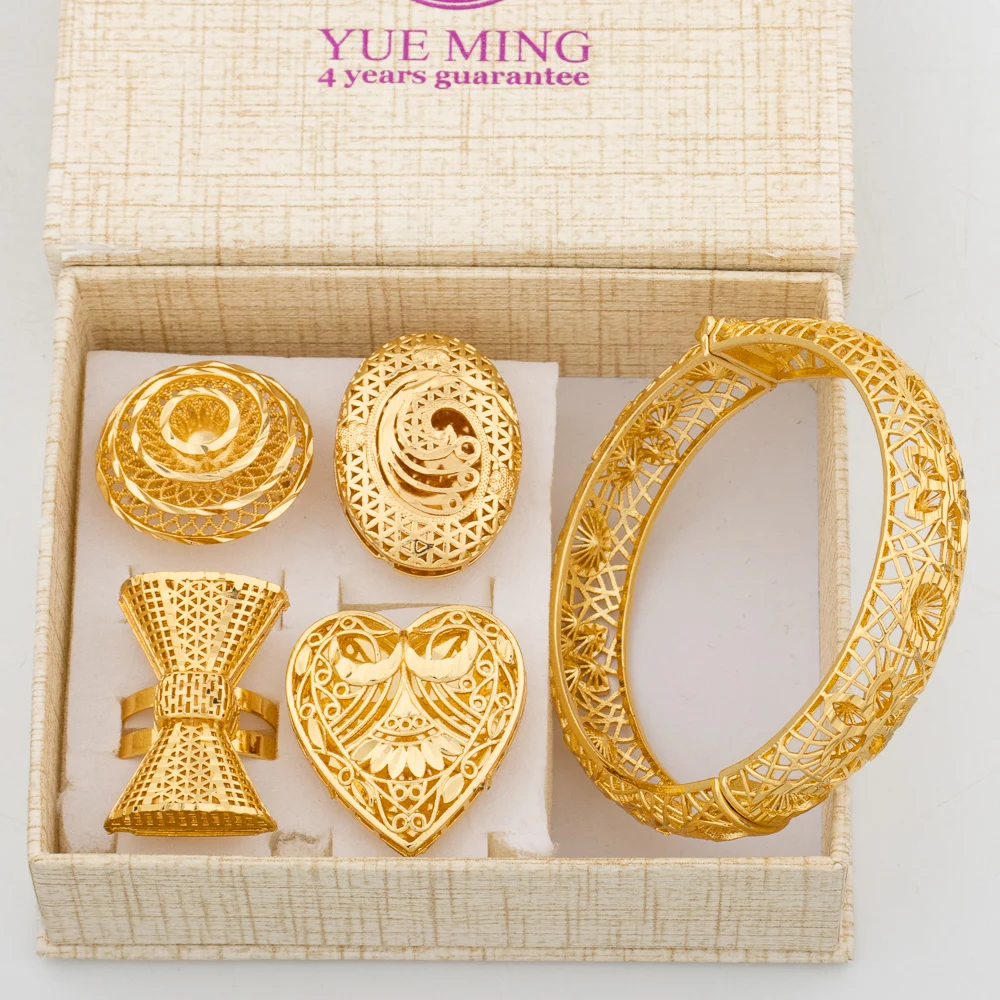 Luxury Dubai Ring Design for Women Stainless Steel Stackable Lady Gold Color Ring for Wedding Bridal Party Trendy Jewelry Gift