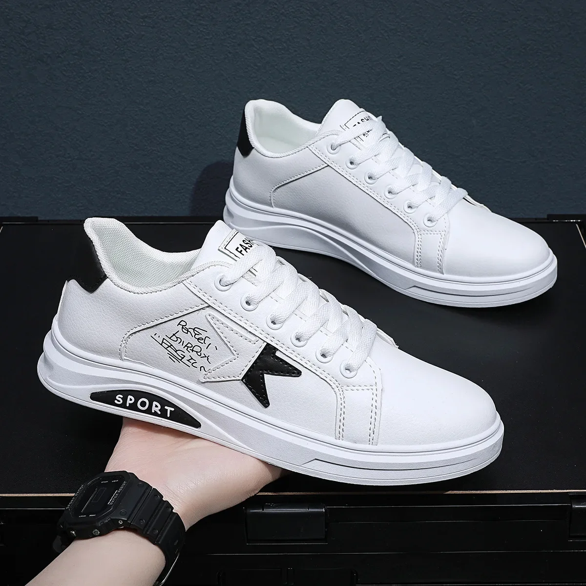 

2024 New Light Men's Shoes Small White Shoes Men's Spring Summer Fashion Trendy Shoes Men's Outdoor Casual Sports