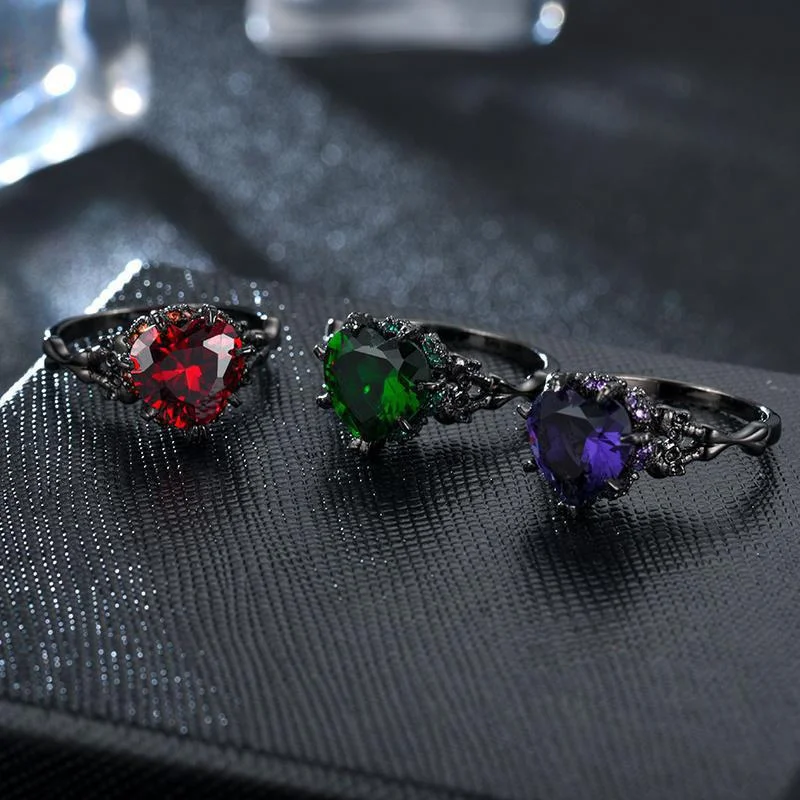 Gothic Style Ring Inlaid Heart Shape Zircon Horror Skull Design Ring