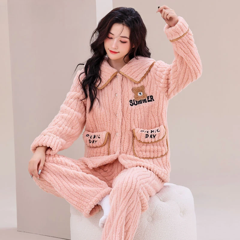 Female Pajamas Winter Women Thickened Jacquard Velvet Loose Home Wear Two-Piece Sweet Warm Suitable for Daily Wear Nightclothes