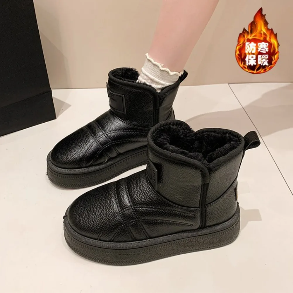 Thick-soled Women's Snow Boots Winter New Style: Fashionable, Simple and Warm Cotton Shoes with Fleece and Thickened Bread Boots