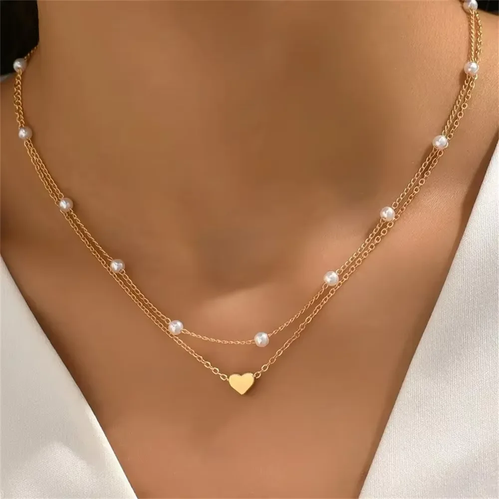 2025 New Women's Pearl Necklace Set 14K Gold Fashion Love Heart Pendant Waterproof Hypoallergenic Collarbone Neck Chain Jewelry 2