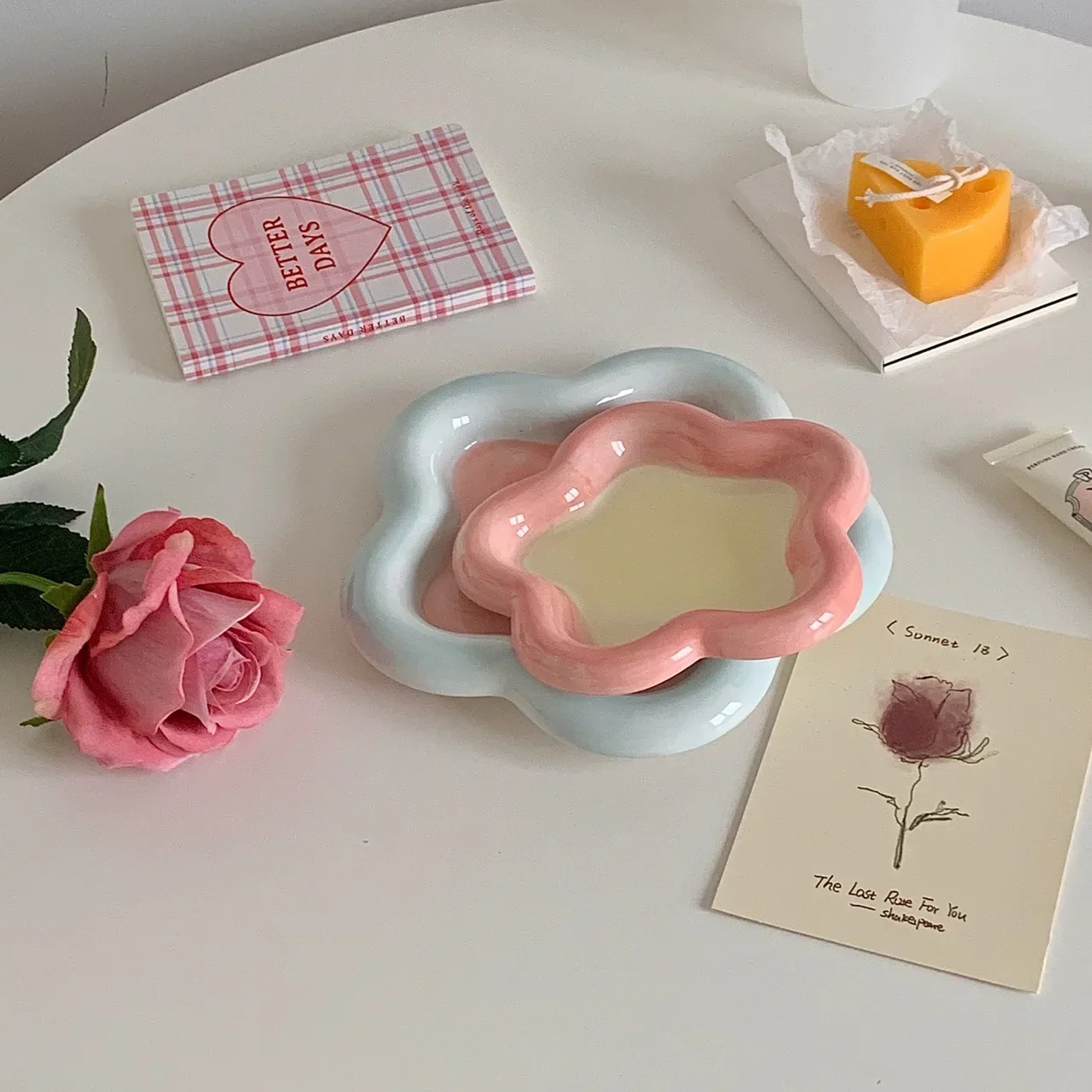 Fruit Plate Ceramic Dessert Plates Korean Flat Plate Hand Paint Jewelry Storage Tray Dessert Plate Fruit Storage Cute Dish Ceramic Plates Candy Flat Bowl