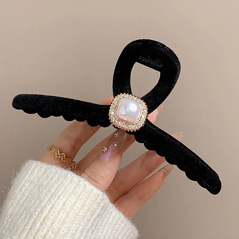 

Female French Retro Debutante Style Barrettes Black Pile Coating Grip Back Head Shark Clip Hair Claw Accessories Woman Headdress