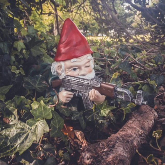 Mini Gnóm Fegyver Törpével Vicces Gyanta Szobor Aranyos Barkács Bonsai Dekoráció Az Asztal Kültéri Kerti Otthoni Dekorációhoz - Image 2