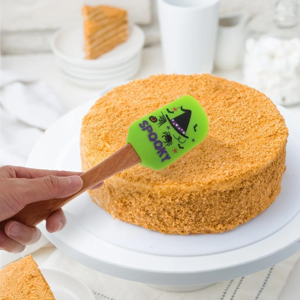 Halloween Wooden Handle Silicone Scraper Cream Spatula Pastry Baking Gadgets Kitchen Essentials Suitable for Home Baking