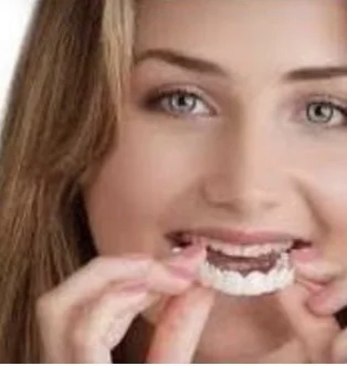 Simulation Braces Mamum Instant Smile Comfort Fit Flex Cosmetic Teeth Denture Teeth Top Cosmetic Veneer 3 set = 6 pieces